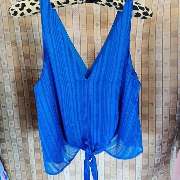 Express top  - Picture 1 of 2